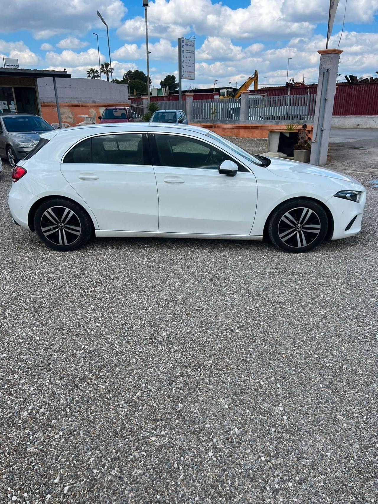 Mercedes-benz A 180 A 180 d 4p. Executive