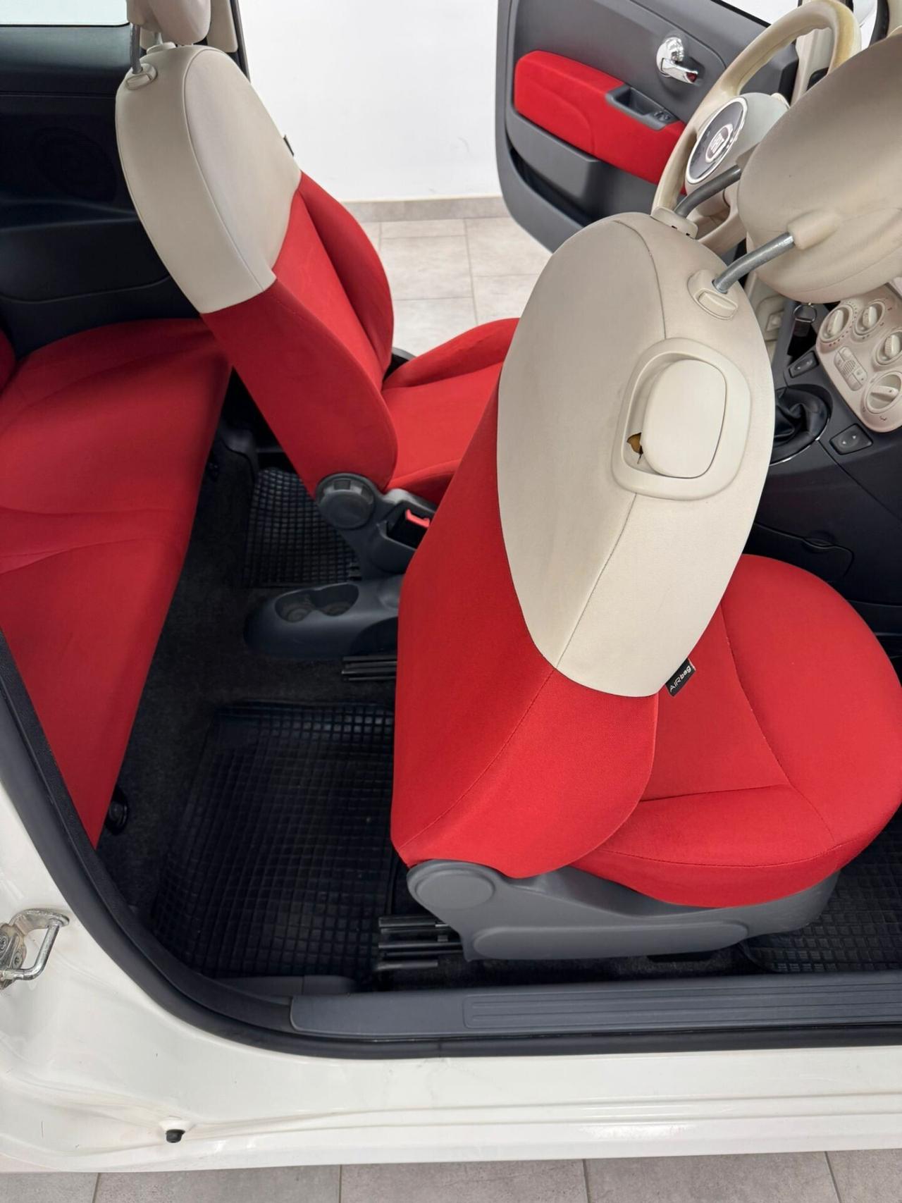 FIAT 500 LOUNGE 1.2 BENZINA 2011