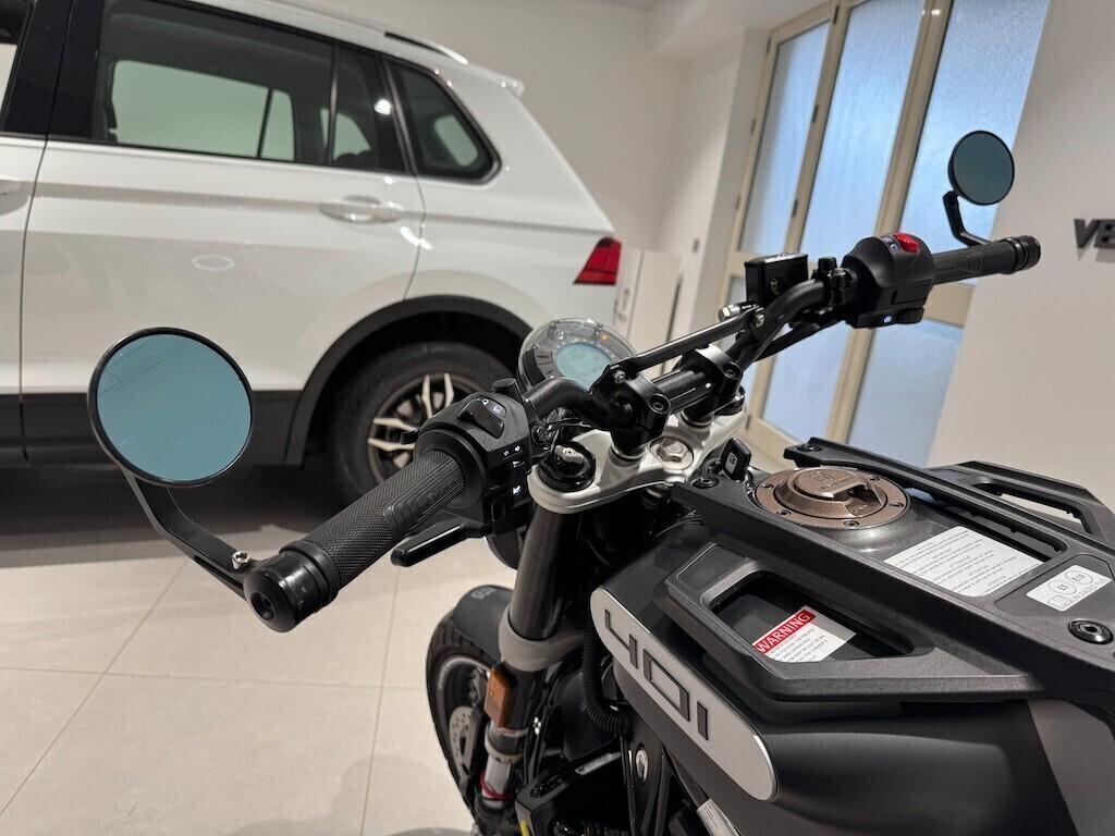Husqvarna Svartpilen 401 Sport