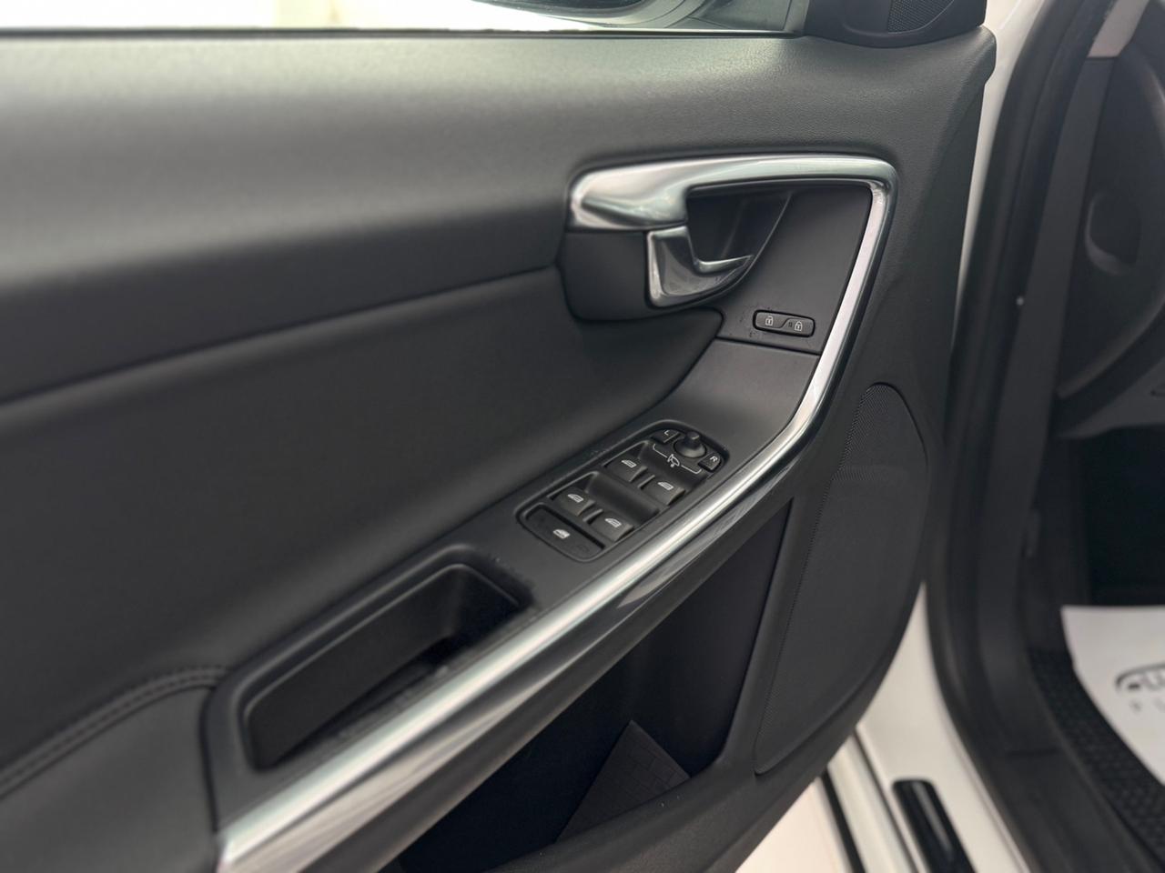 Volvo S60 D5 Geartronic Summum Full Optional