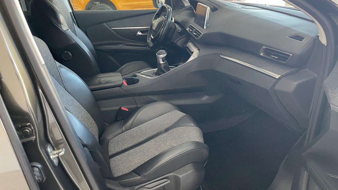 Peugeot 3008 BlueHDi 130 S&S Allure