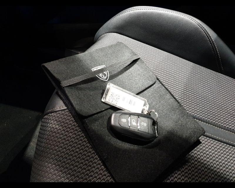 Peugeot 3008 2ª serie PureTech Turbo 130 S&S GT