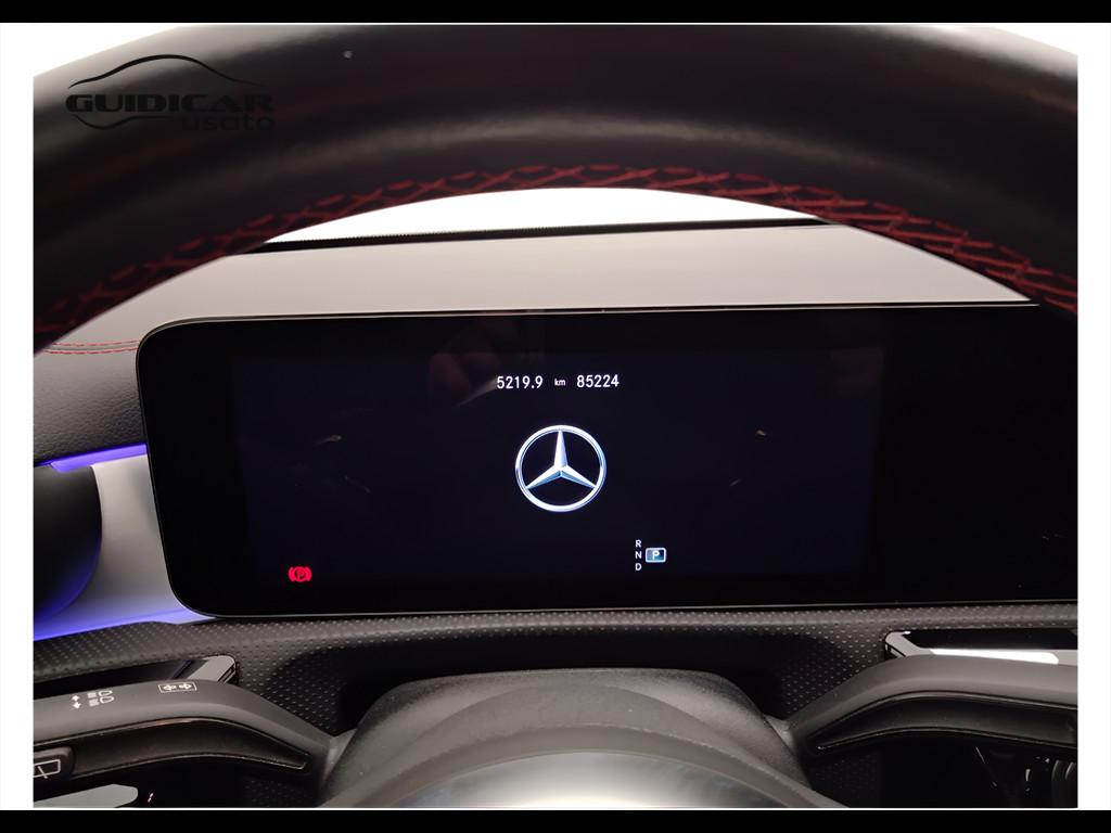 Mercedes-Benz CLA Sh.Brake - X118 - CLA Shooting Brake 200 d Premium auto