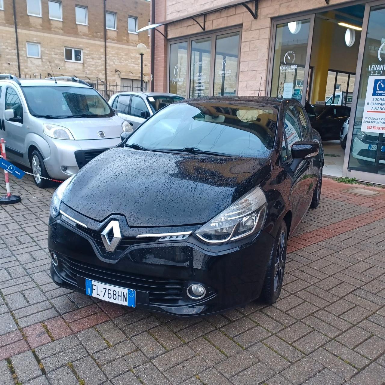 INDISTRUTTIBILE CLIO 1.5 EURO 6 PER NEOPATENTATI