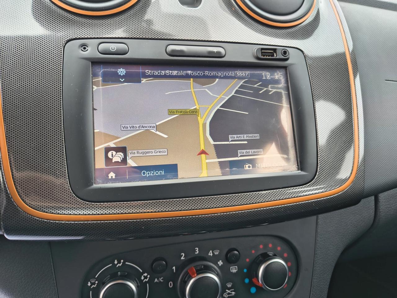 Dacia Sandero 1.5 dCi/DIESEL 90CV Serie Speciale Brave