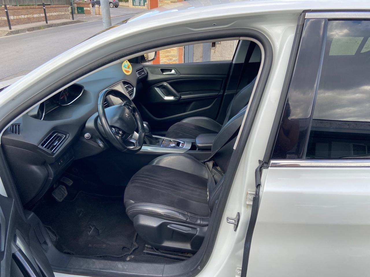 Peugeot 308 BlueHDi 150 S&S Allure … automatica