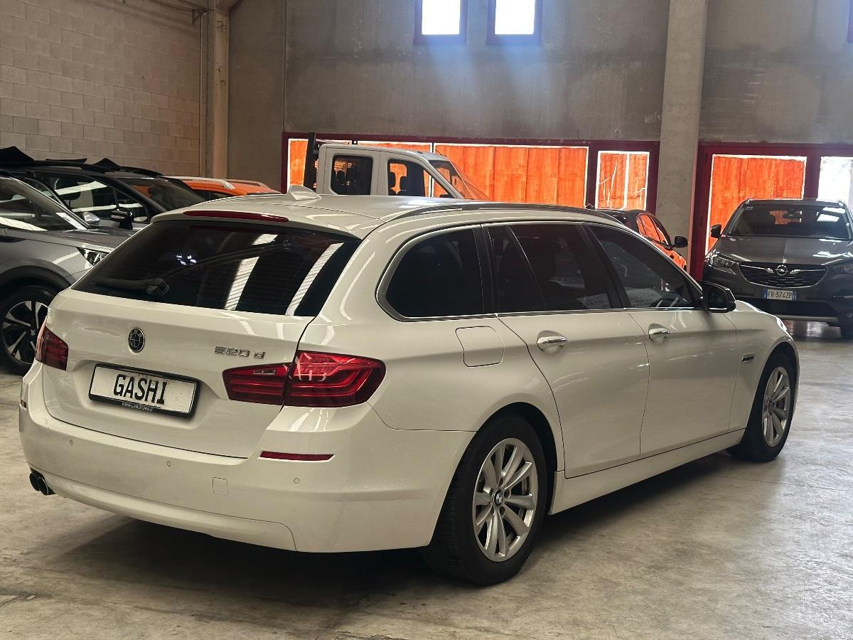 BMW - Serie 5 - 520d aut. Touring Business