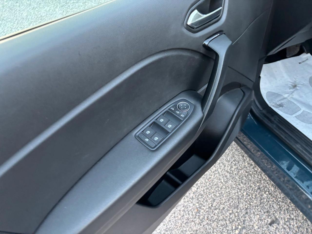 Renault Captur Full Hybrid E-Tech 145 CV Business