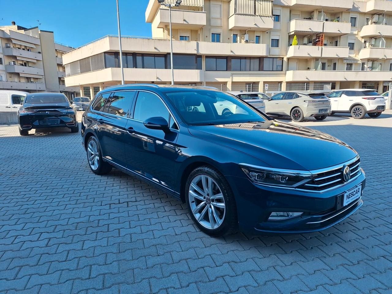 Volkswagen Passat Variant 2.0 TDI DSG Executive IVA ESPOSTA UNICO PROPRIETARIO