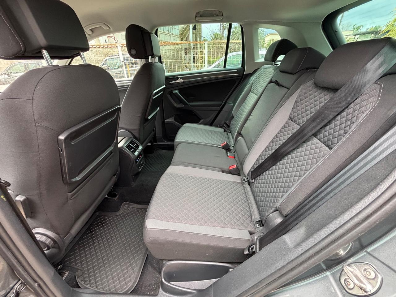 VW TIGUAN 1.6 116CV FARI LED NAVIGATORE FULL