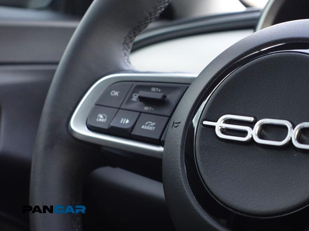 Fiat 600 Hybrid 145 CV DCT MHEV POP