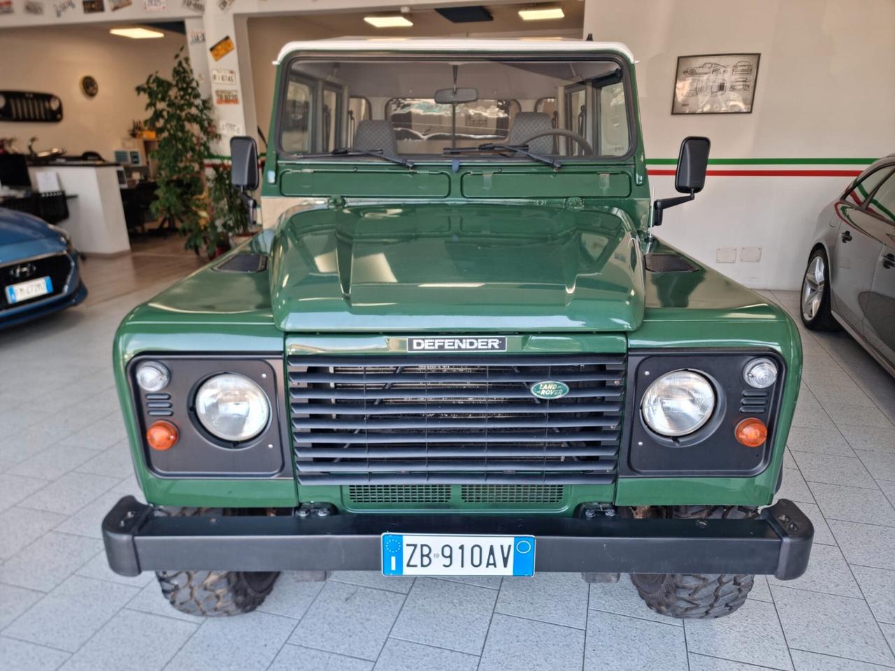 LAND ROVER DEFENDER 130 CREW CAB TD5 ASI HCPU