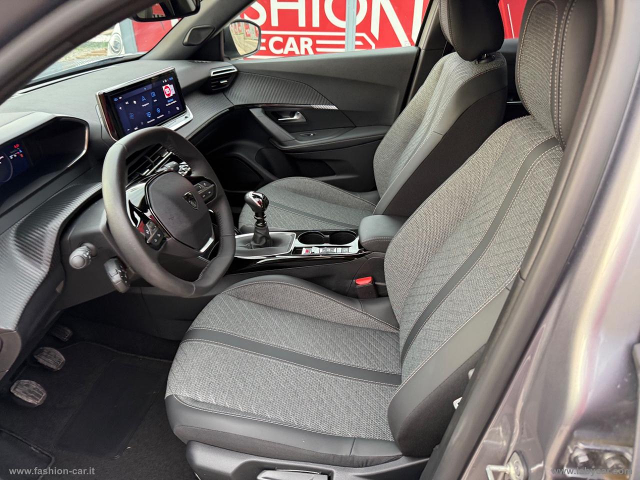 PEUGEOT 2008 PureTech 100 S&S Allure