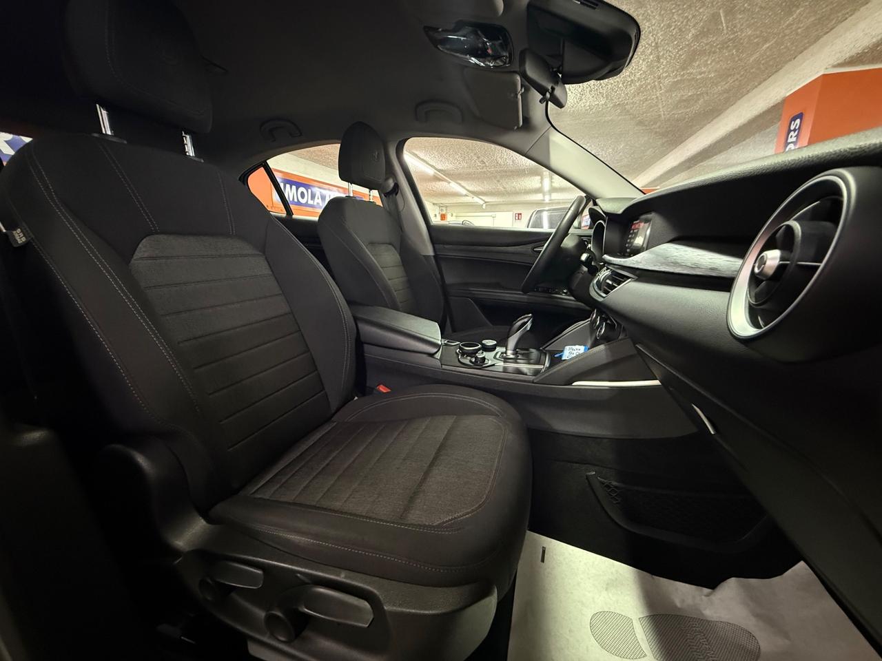 Alfa Romeo Stelvio 2.2 Turbodiesel 160 CV AT8 RWD Business