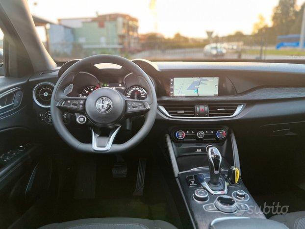 Alfa Romeo Stelvio 2.2 Turbodiesel 190 CV AT8 Q4 Super