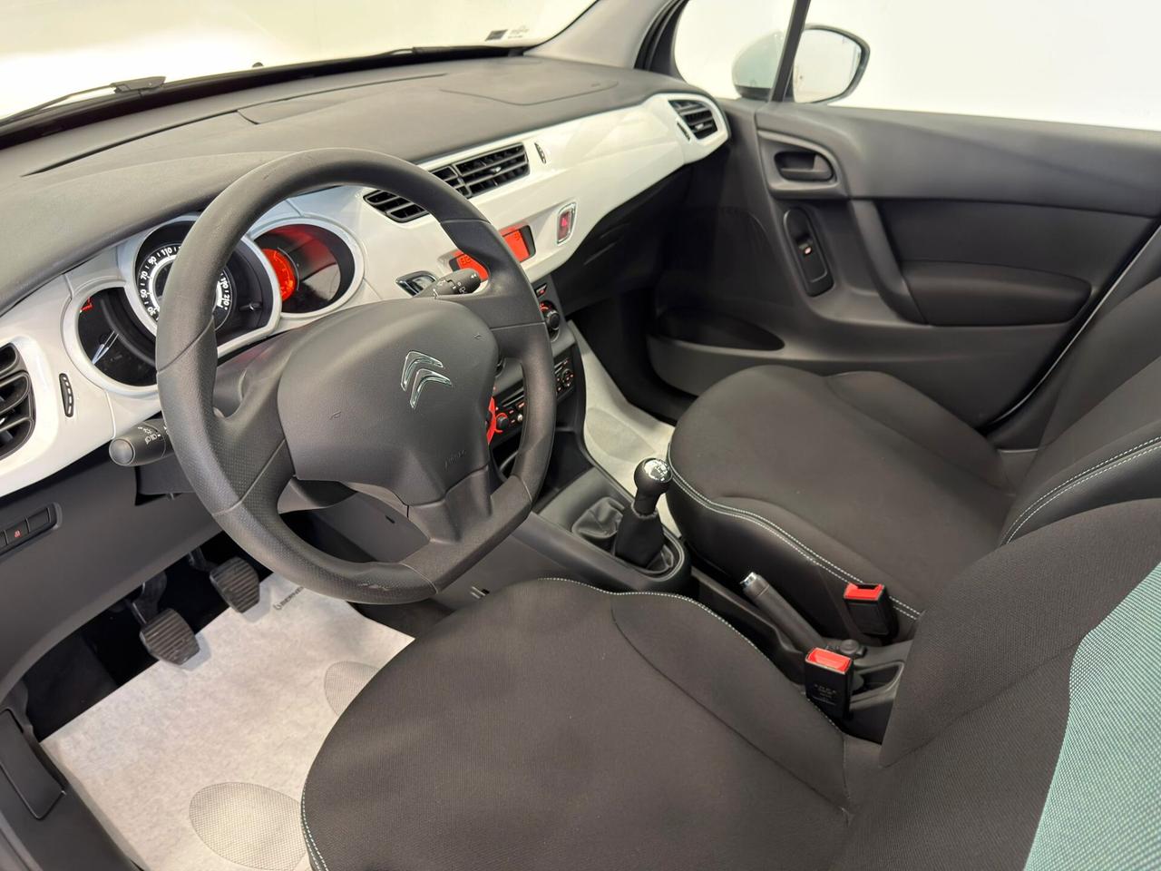 CITROEN C3 1.2 - 82cv 15.000km Exclusive