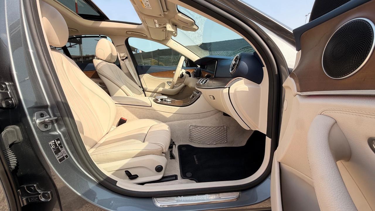 Mercedes-benz E 300 Auto EQ-Power Premium Plus