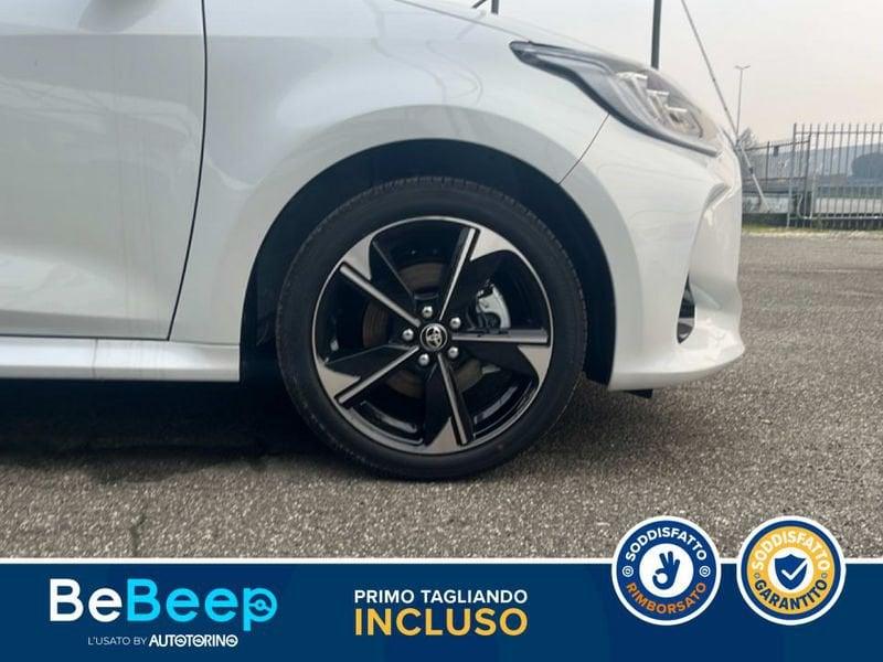 Toyota Yaris 1.5H 130 LOUNGE