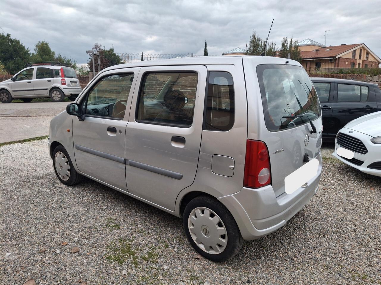 Opel Agila 1.2 16V Club