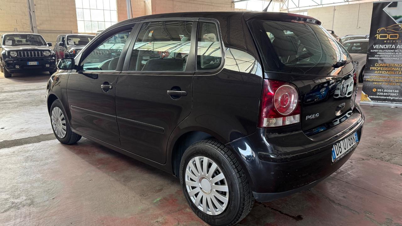 Volkswagen Polo 1.4/75CV 16V 5p. aut. Comfortline