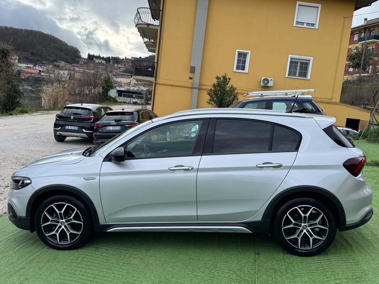 Fiat Tipo 1.6 Mjt S&S 5 porte Cross