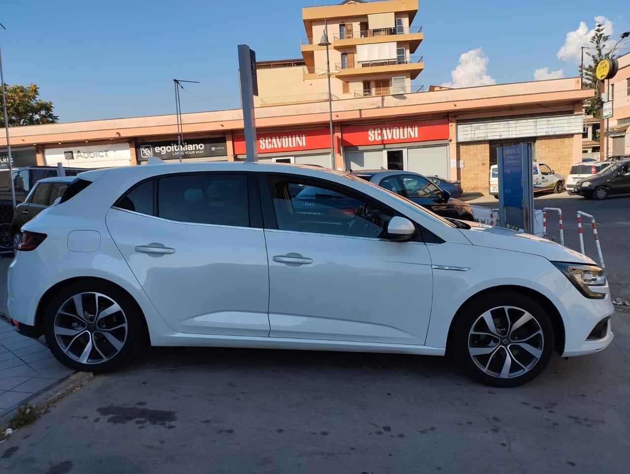 Renault Megane Mégane dCi 8V 110 CV EDC Energy Bose