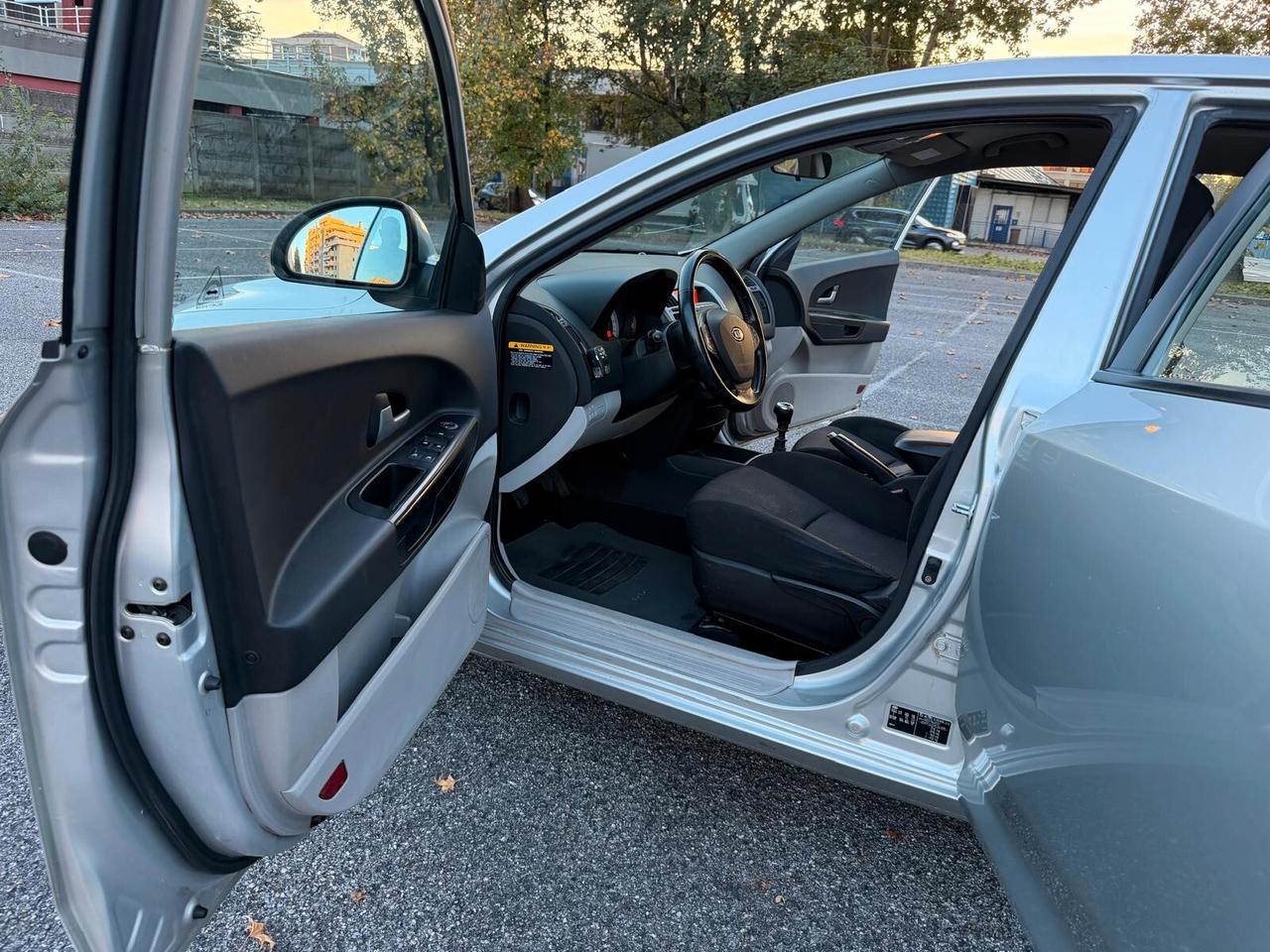 Kia Ceed CEE'D 1.6 122CV 5P. TX