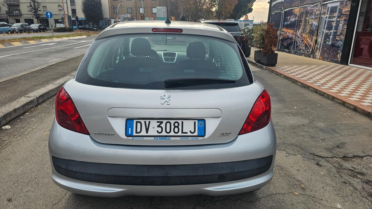 Peugeot 207 1.4 VTi 95CV 5p. XS