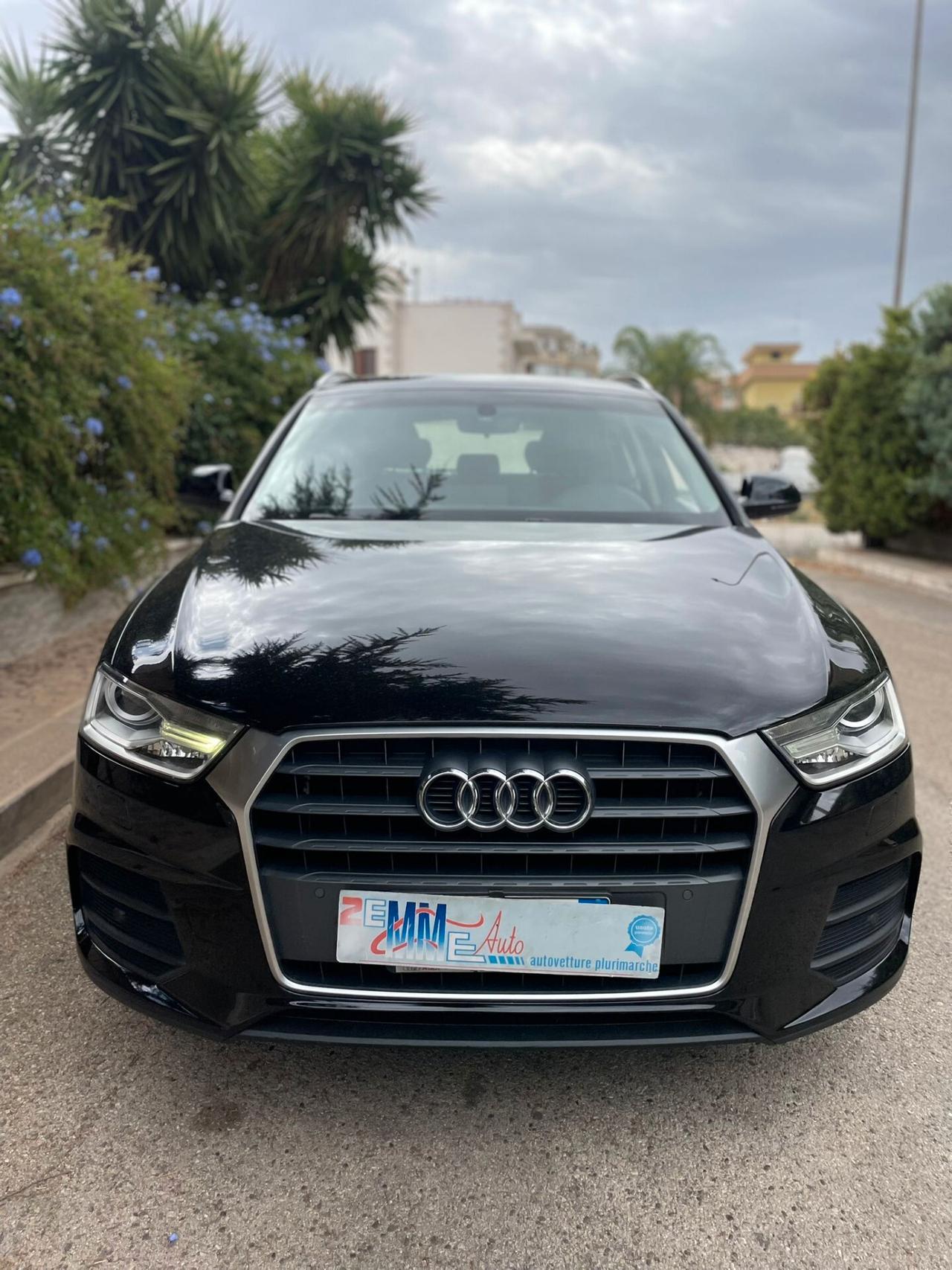 Audi Q3 2.0 TDI 120 CV S line Edition