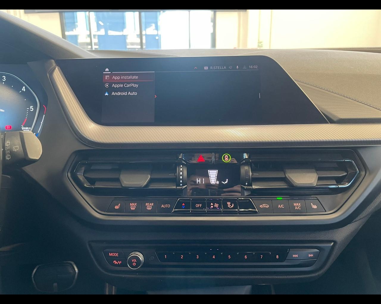 BMW Serie 1 (F40) - 116d 5p. Msport