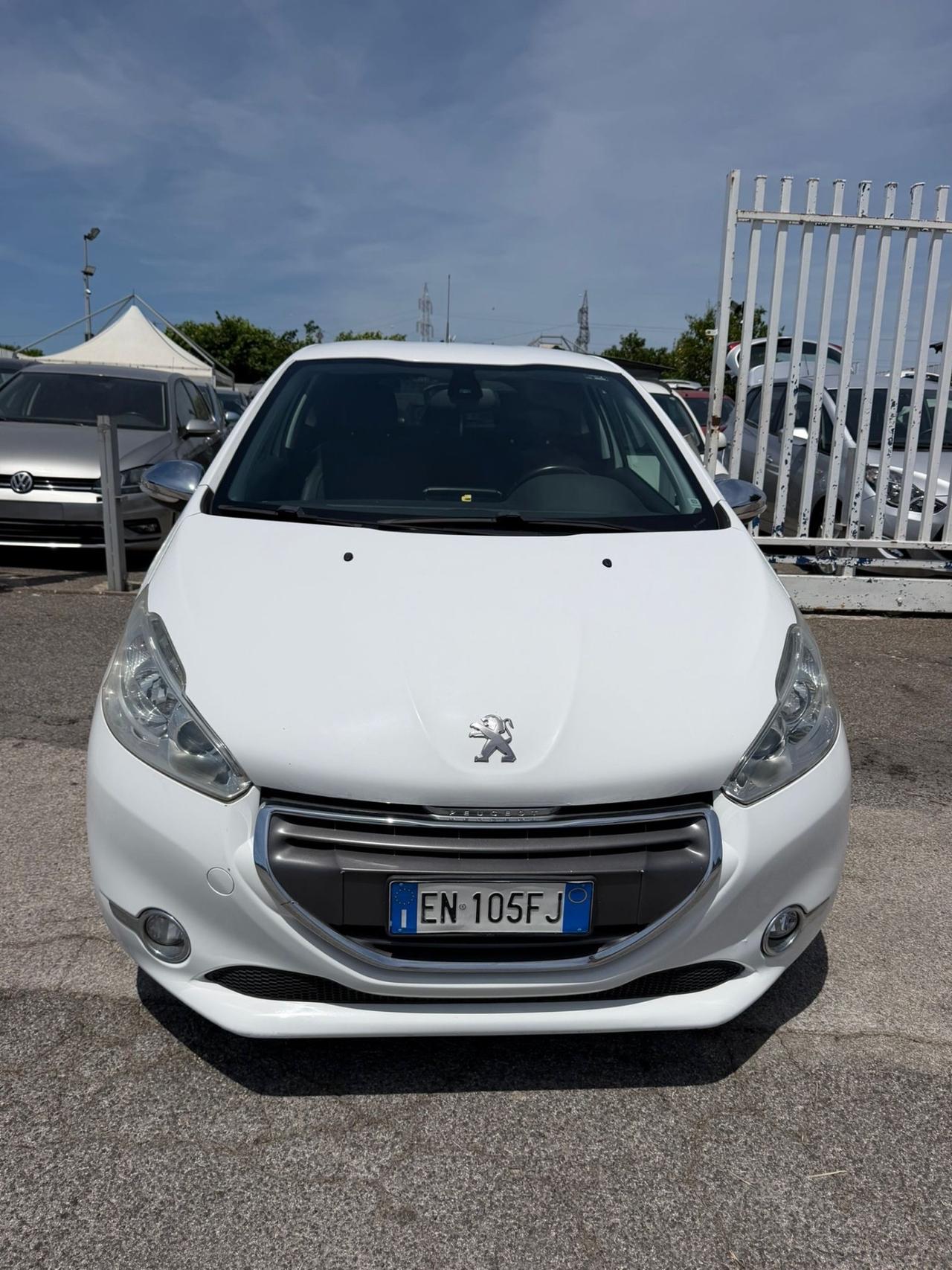 Peugeot 208 1.4 HDi 68 CV 3 porte Access