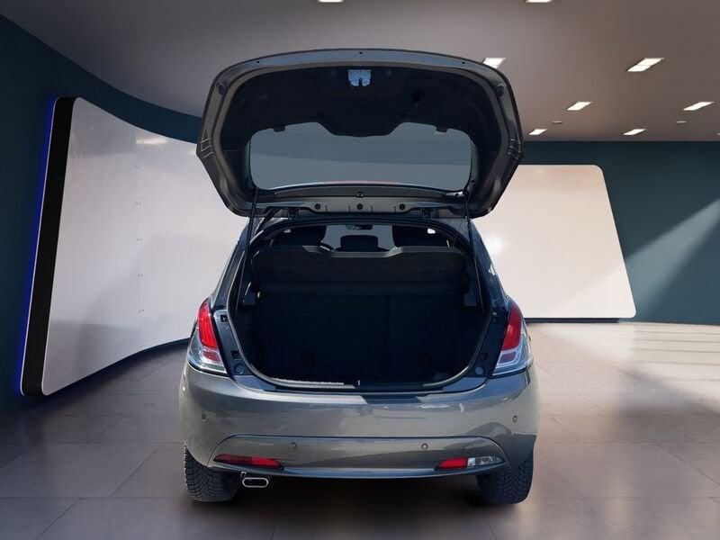 Lancia Ypsilon III 2021 1.0 firefly hybrid Gold s&s 70cv