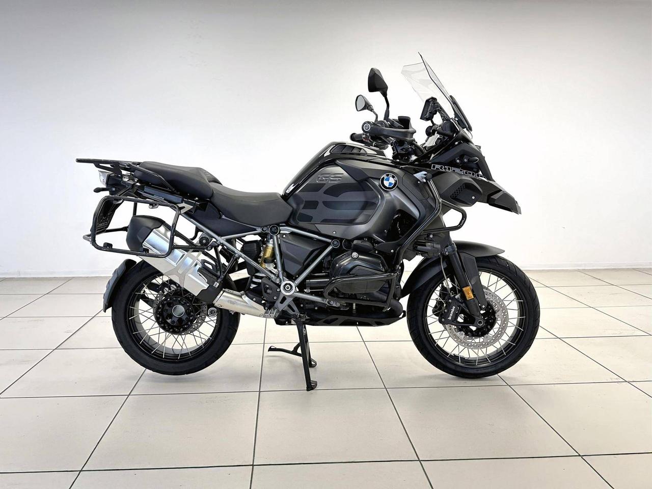 BMW R 1200 GS Adventure Triple Black