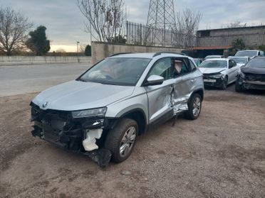 Skoda Karoq SINISTRATA ANNO 2025