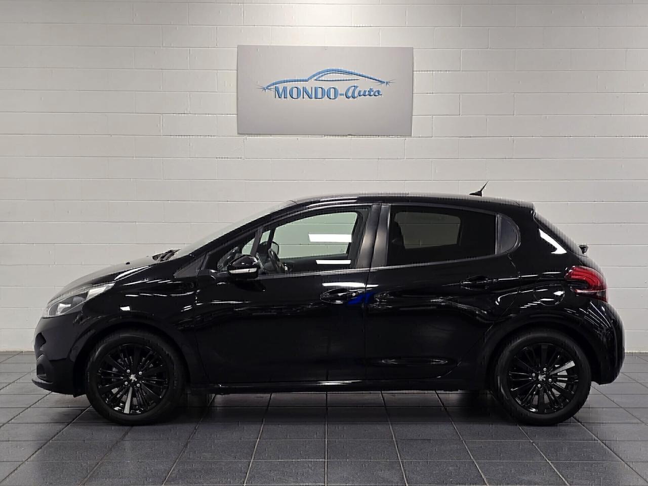 Peugeot 208 5p. 1.2 PureTech 82 Allure - NEOPATENTATI