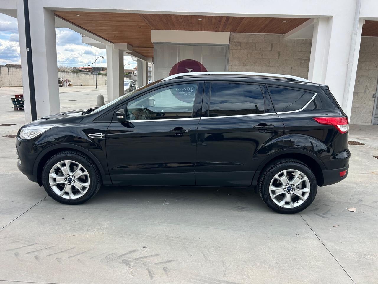 Ford Kuga 2.0 TDCI 120 CV S&S 2WD Titanium
