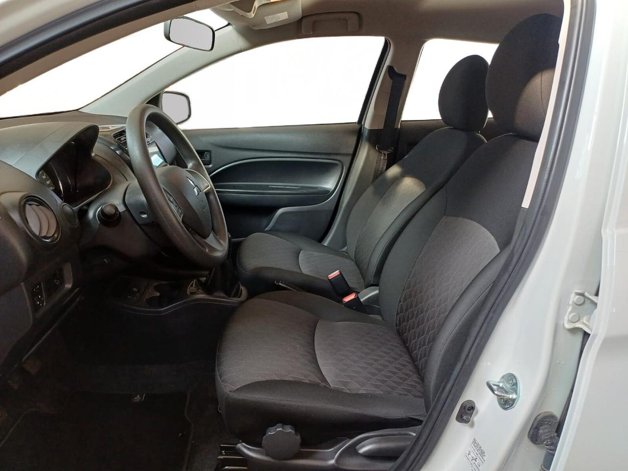 Mitsubishi Space Star 1.2 Invite SDA | da €171,50 al mese