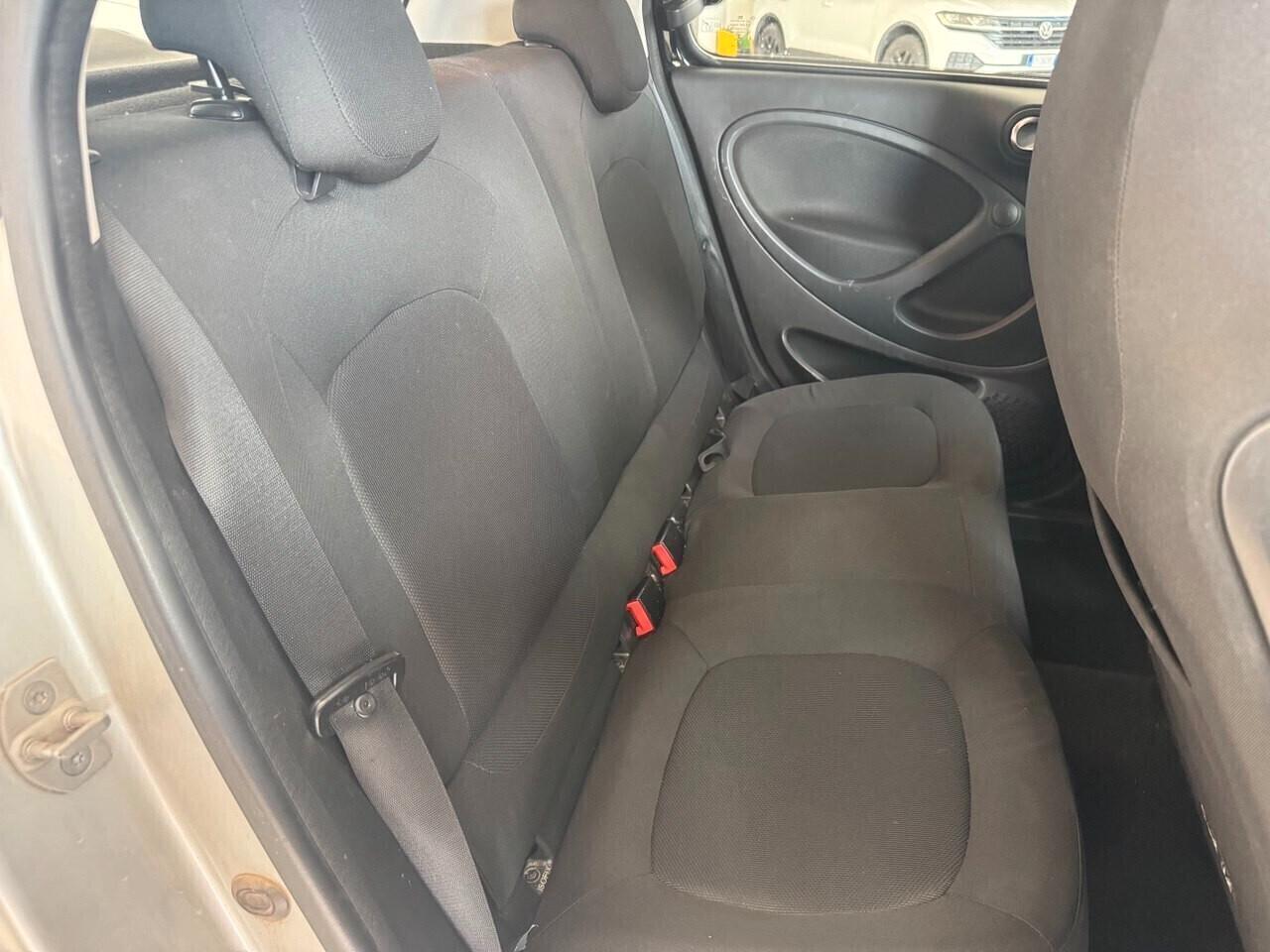 Smart ForFour 60 1.0 Black Passion