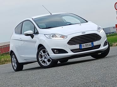 Fiesta Titanium EURO 6