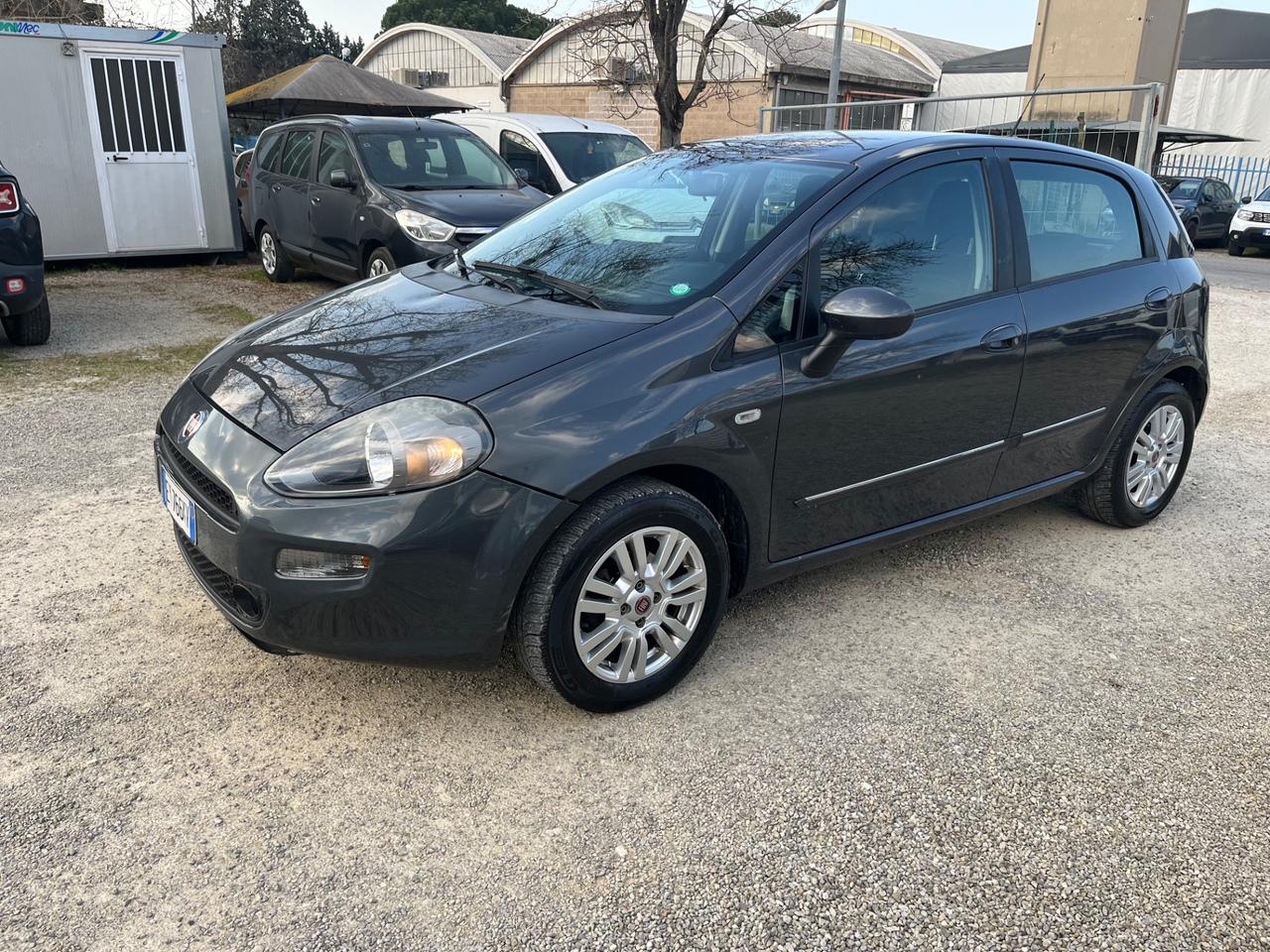 Fiat Punto 1.2 8V 5 porte Lounge 2015 123.000 km