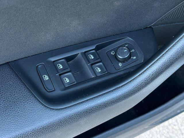 VOLKSWAGEN Passat Variant 2.0 TDI Business BlueMotion Tech.