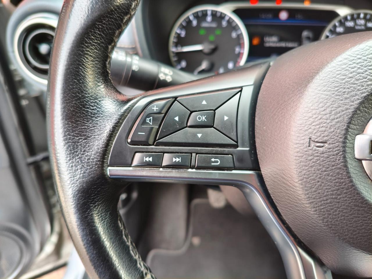 Nissan Juke 1.0 DIG-T 114 CV N-Connecta