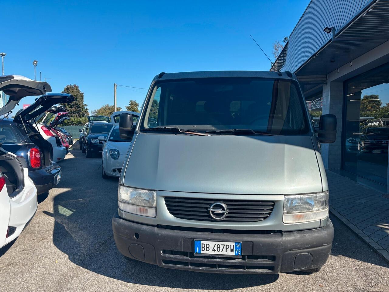 Opel Movano 9 posti 2.8 Diesel Neopatentati