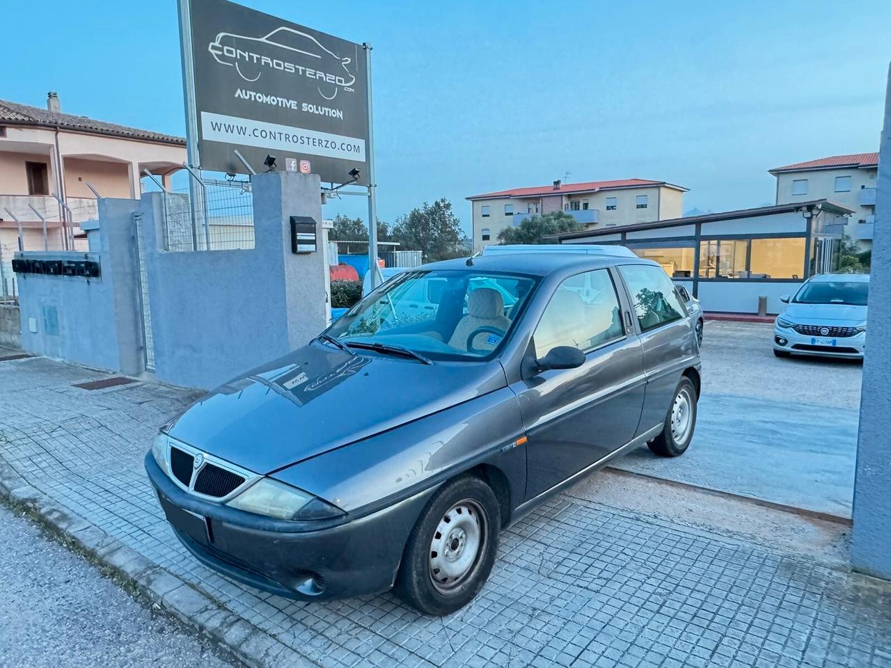 LANCIA YPSILON UNICO PROPRIETARIO -