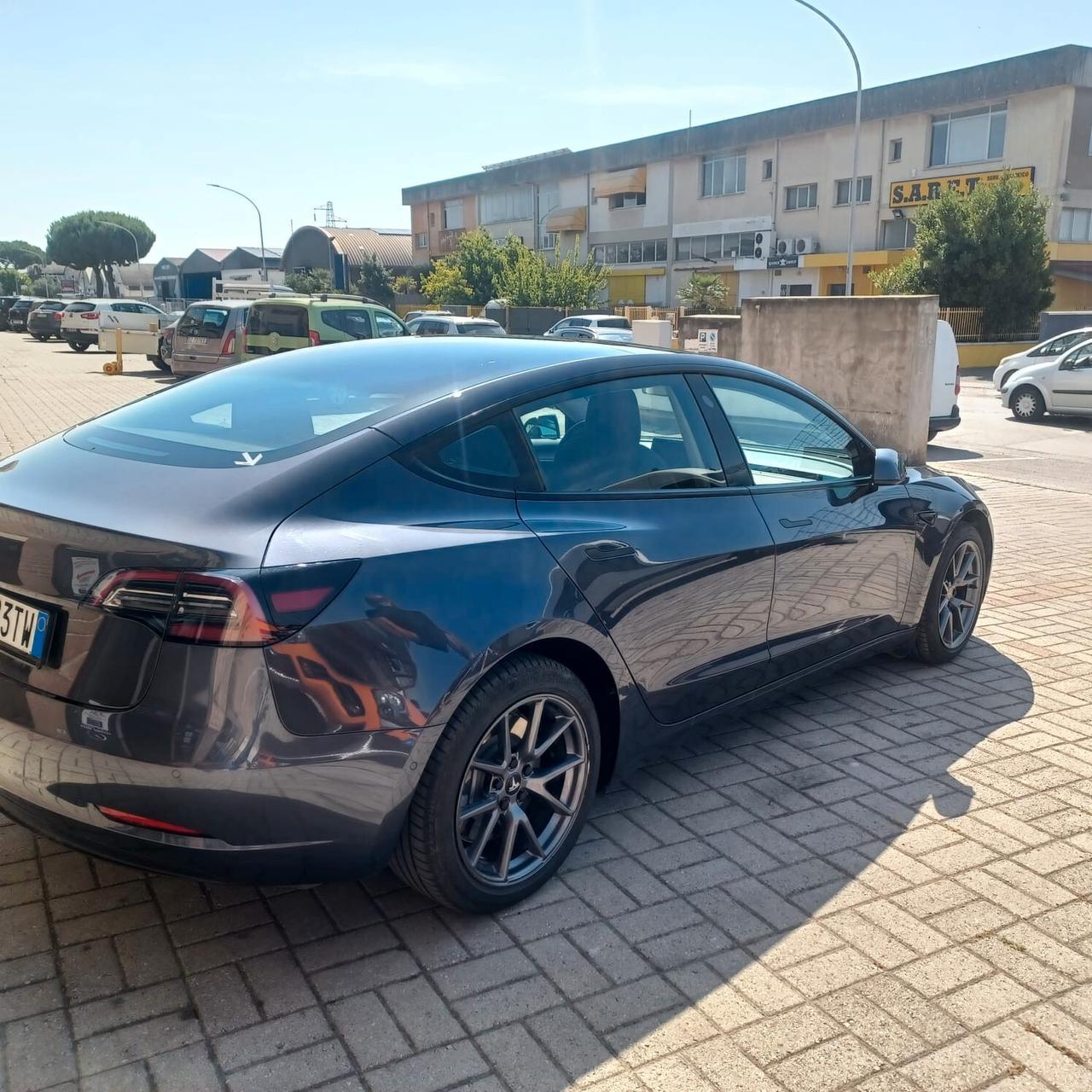 58078KM TESLA GANCIO DI TRAINO AUTONOMIA 408KM
