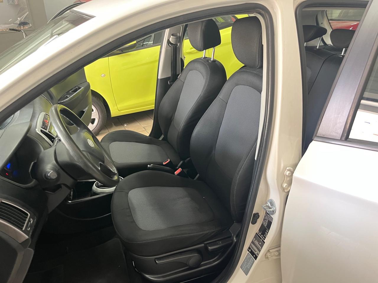 Hyundai i20 1.4 CRDi 5p. Tagliandata 12