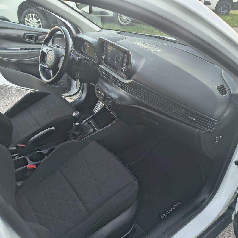 Hyundai Bayon 1.2 MPI MT XLine 84 CV