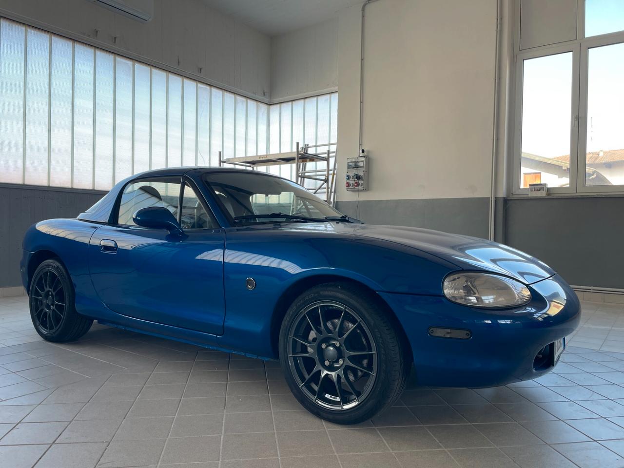 Mazda MX-5 1.8i 16V cat 10th Anniversary