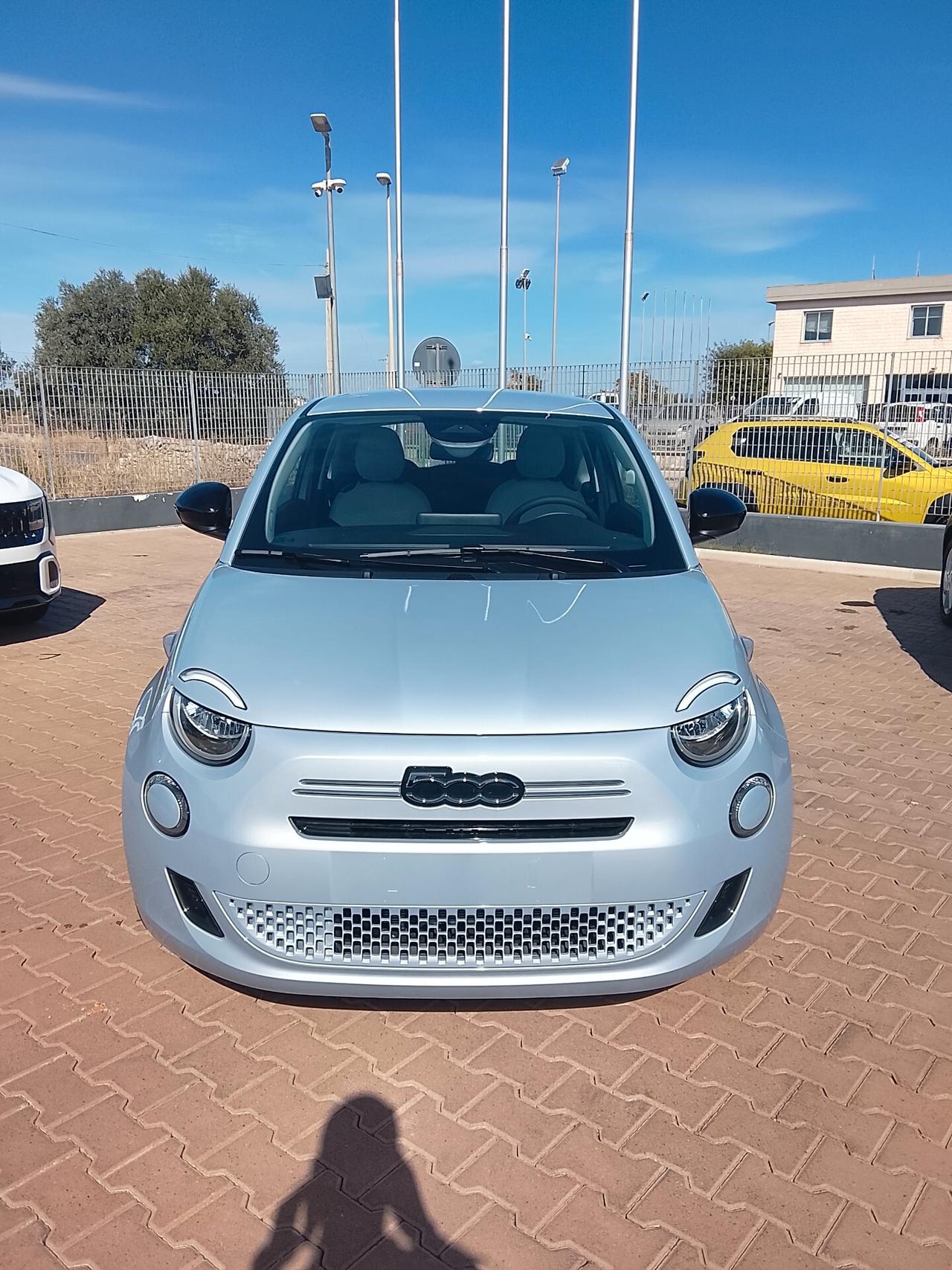 Fiat 500 Berlina Hybrid Icon PACK COMFORT
