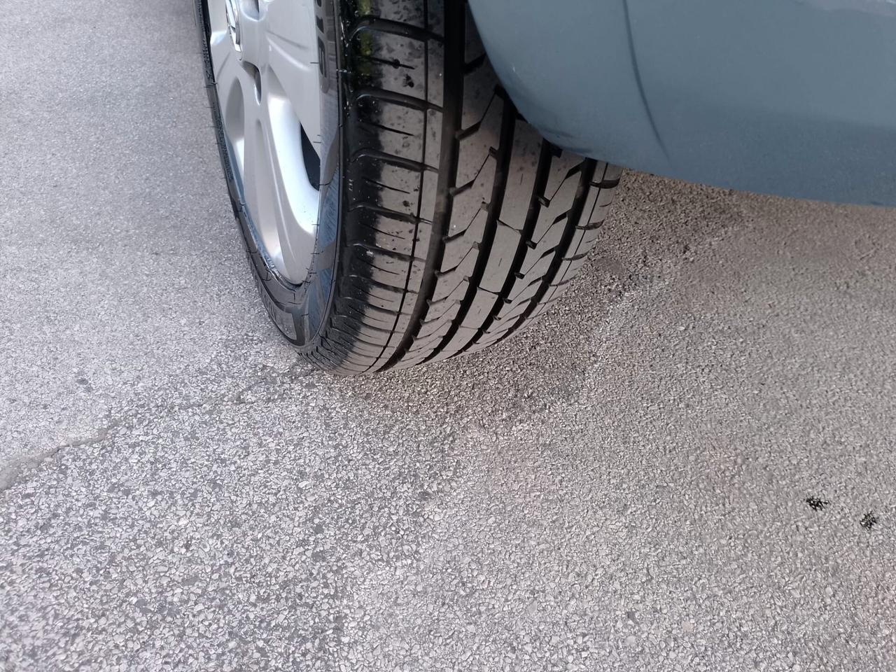 Opel Meriva 1,4 Benzina Allestimento Cosmo